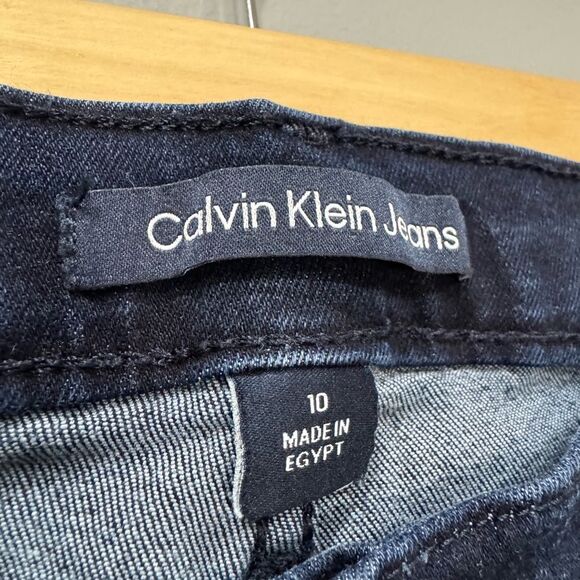 Calvin Klein Dark Wash Skinny Jeans Size 10 EUC - Picture 6 of 6